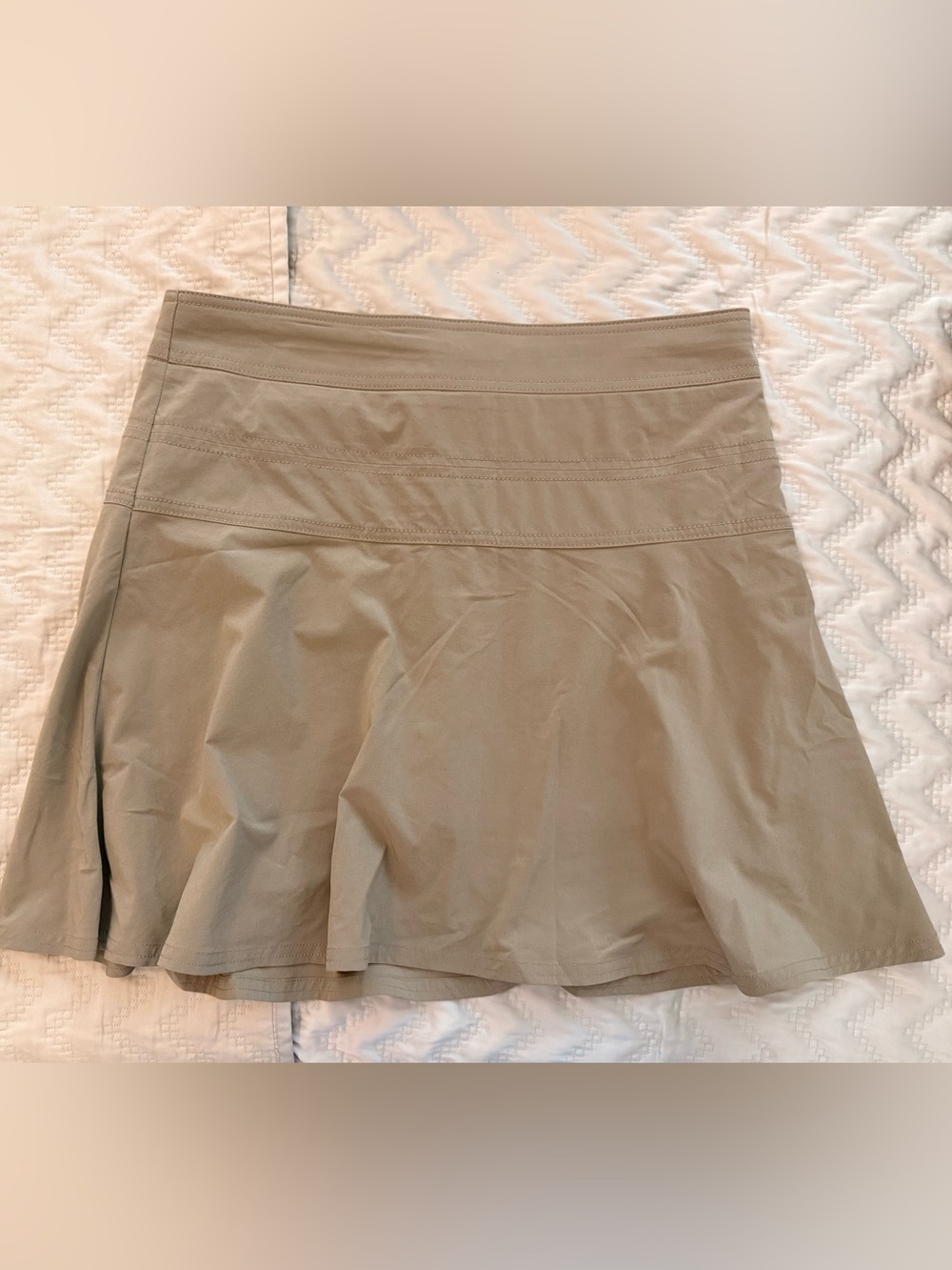 Athleta Neutral Taupe Active Skort
